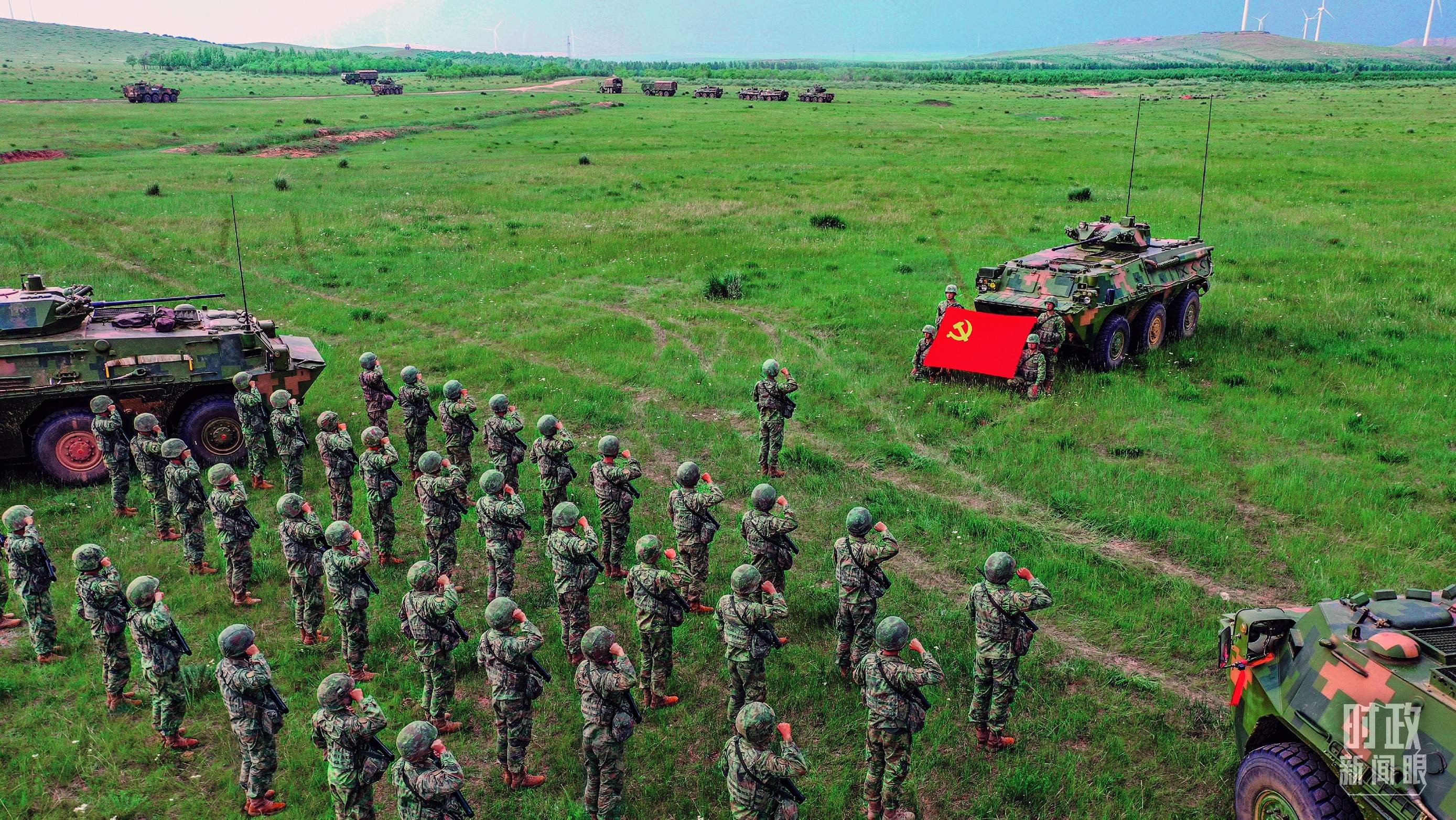 时政新闻眼丨高质量推进国防和军队现代化，习近平强调充分发挥这一特有优势