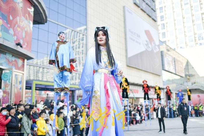 “泉”在济南过大年｜春节里最忙碌的民间艺人 一天奔波赶五场表演