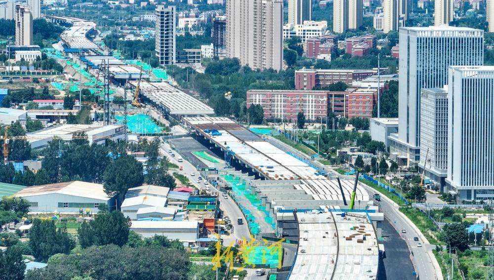 工业北路快速路东延建设推进 高架长龙初步显现