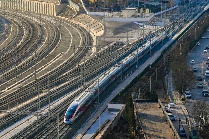 江山壮阔万象新——习近平总书记引领中国式现代化新征程