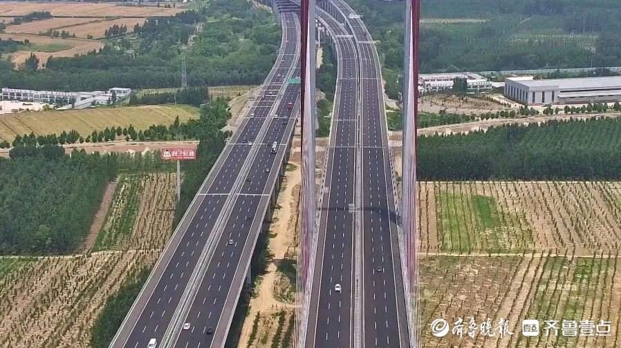 京台高速齐济段改扩建后首个端午：十二车道跑出加速度