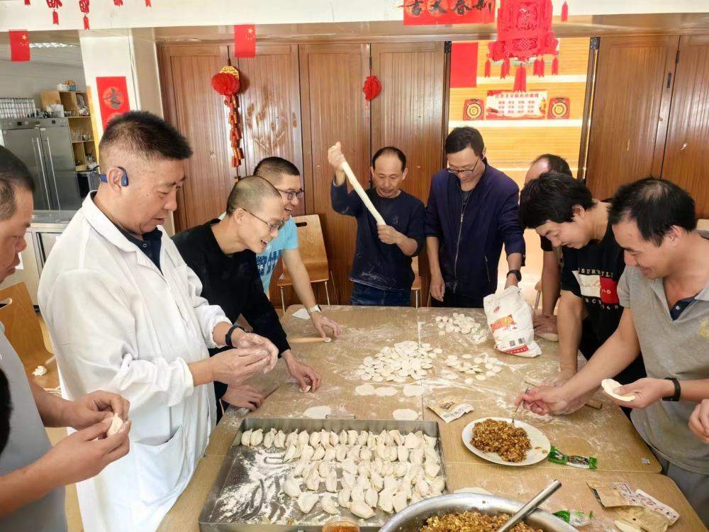 1.25万公里外的南极年夜饭