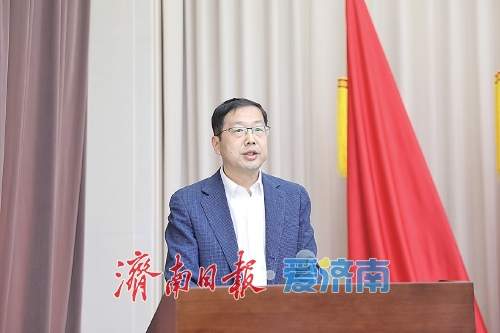 扩大服务消费激发省会经济发展活力 市政协十五届常委会第十九次会议发言摘登