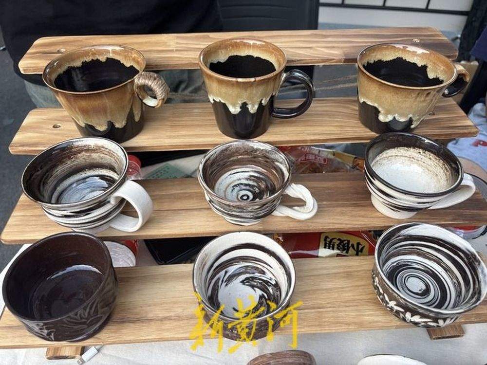 为大学生设免费摊位，白天停车晚上成市集！济南二环南“南风开箱市集”开放