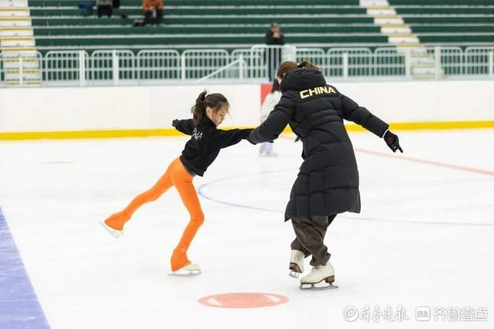 体验冰上速度与激情，济南奥体冰上运动中心1月12日开启试运营