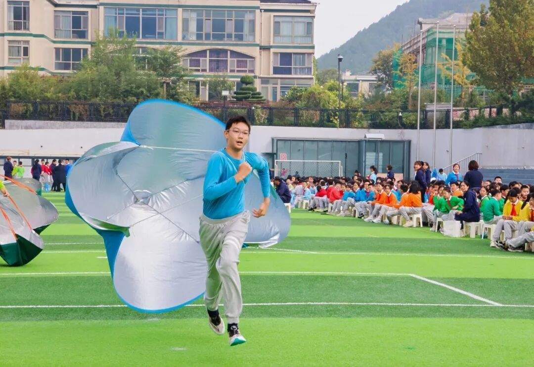 第五届科技节收官！开元校园秒变“科技乐园”