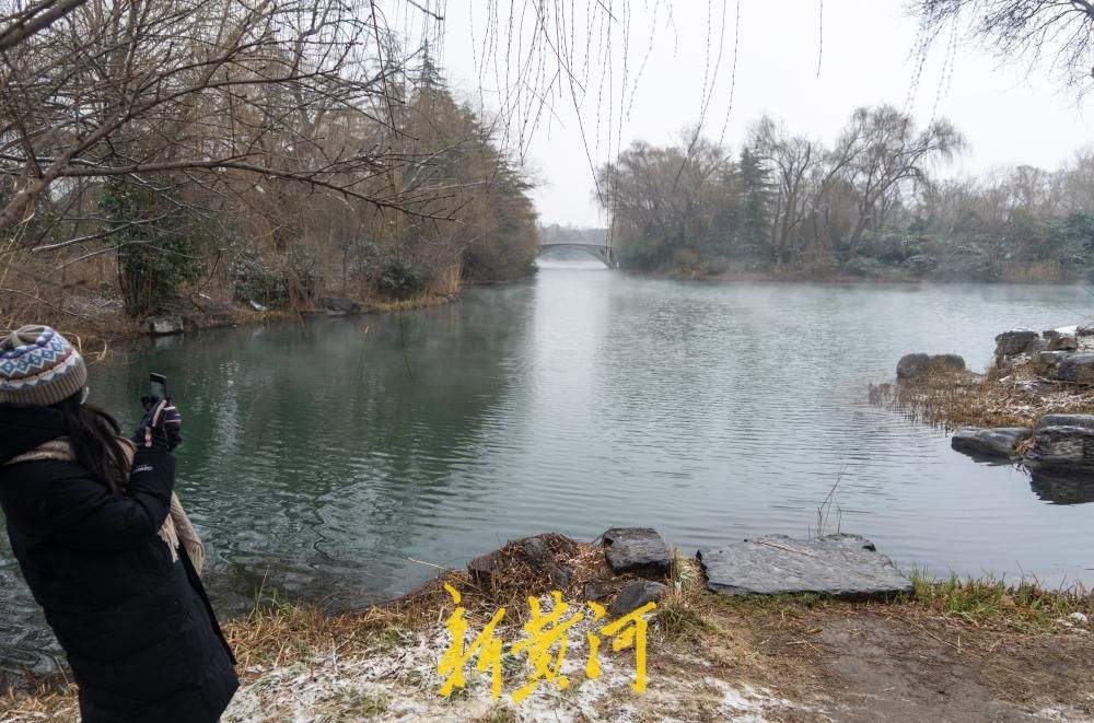 冰泉生烟，雪落成诗！济南大明湖再现“云雾润蒸”奇观
