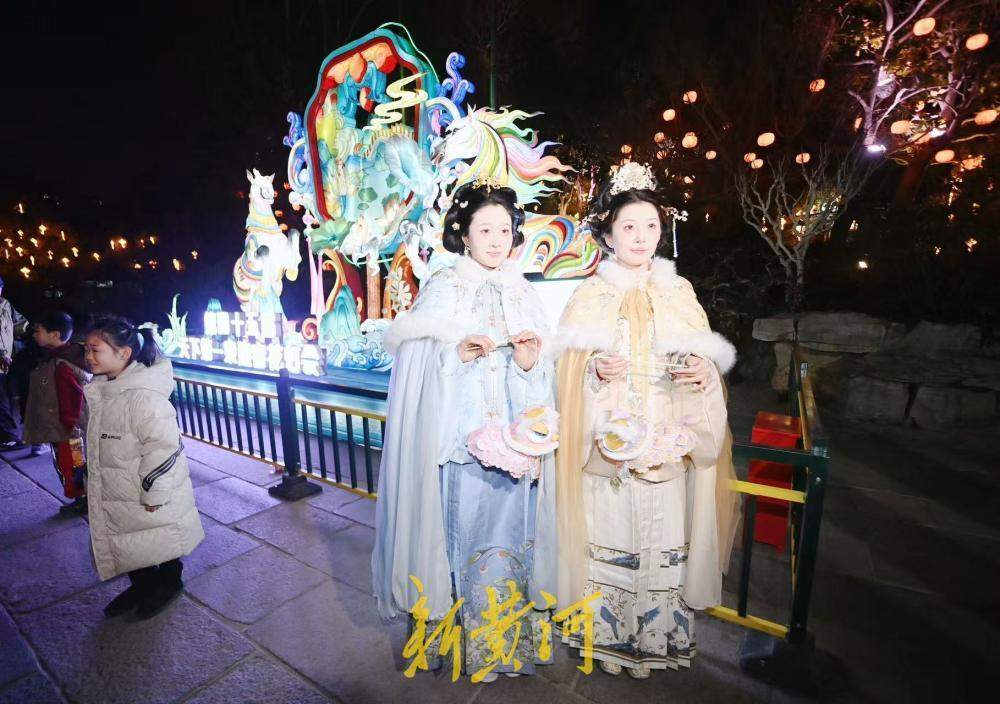 泉在济南过大年丨济南市第45届天下第一泉迎春花灯会试亮灯增年味