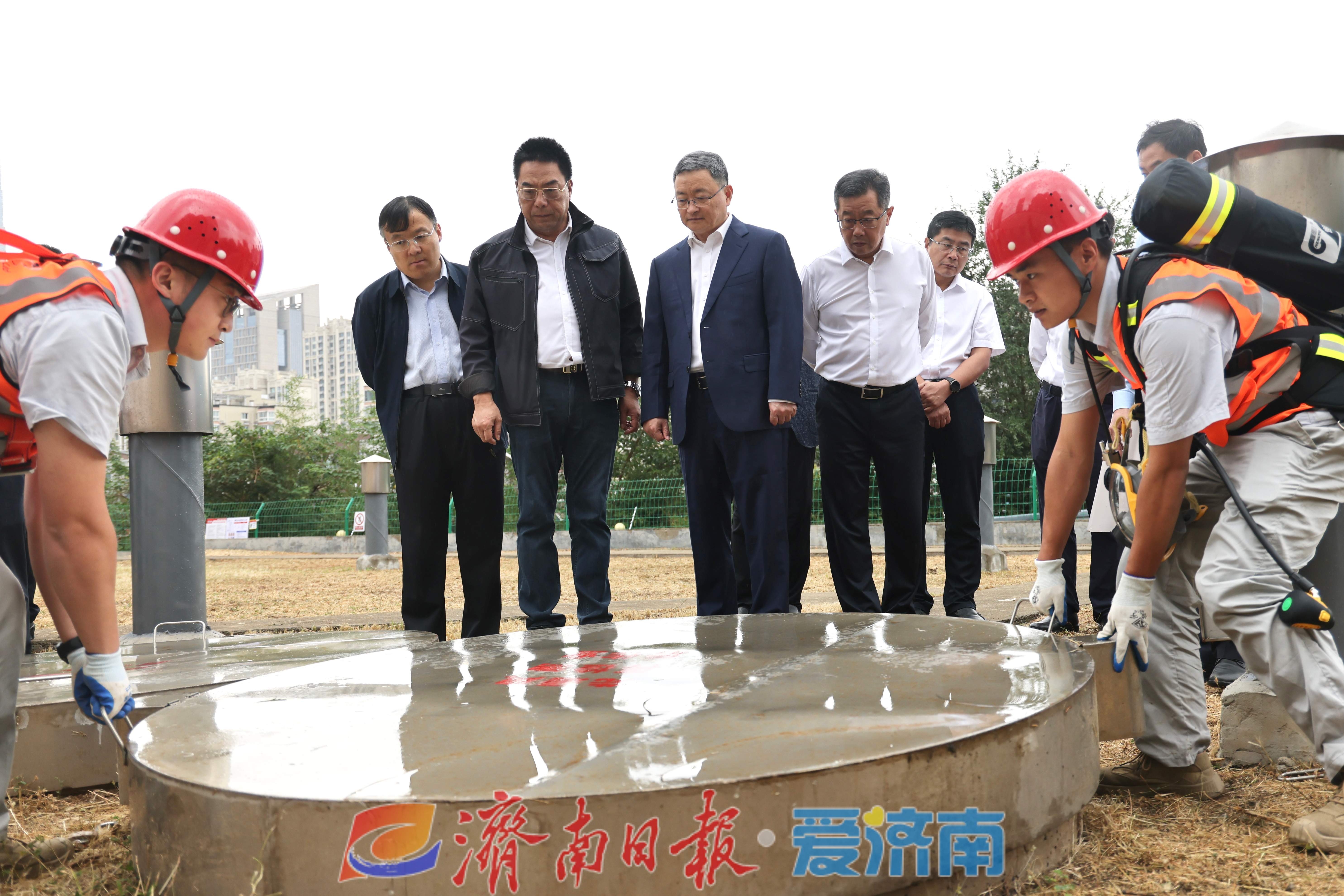 于海田调研督导节日市场供应和安全生产工作时强调：细化服务举措 守牢安全底线 确保全市人民欢乐平安祥和过节
