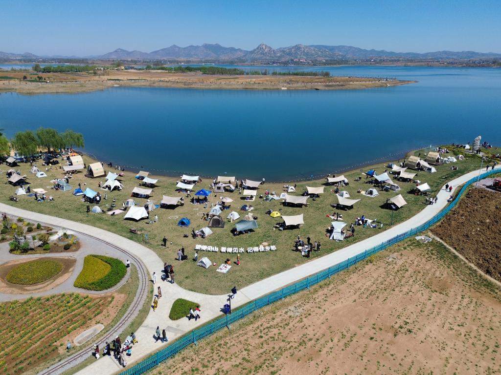 以春为媒 暖意涌动——盘点清明假日消费新亮点