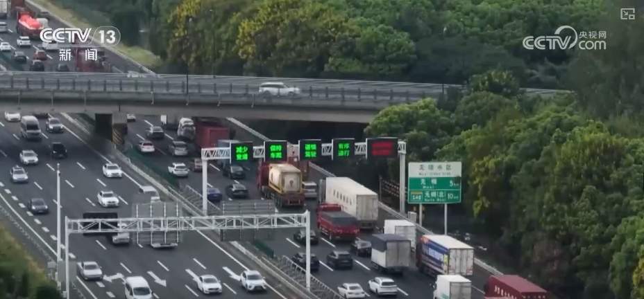 交通部门采取精细化服务 疏堵保畅确保旅客“五一”假期出行安全