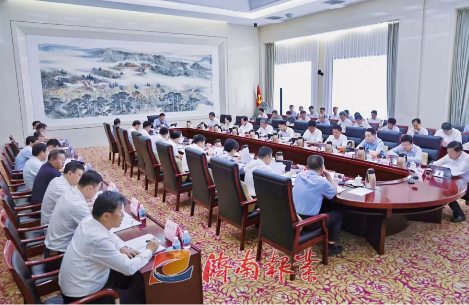 市委常委会召开会议 学习贯彻习近平总书记重要讲话重要指示批示精神