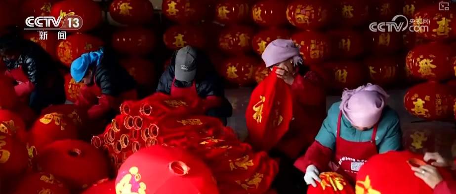 生鲜果蔬、年宵花卉、特色美食齐上阵 节前消费新图景活力涌动