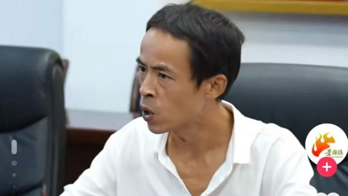 “鸡排主理人”走红不简单