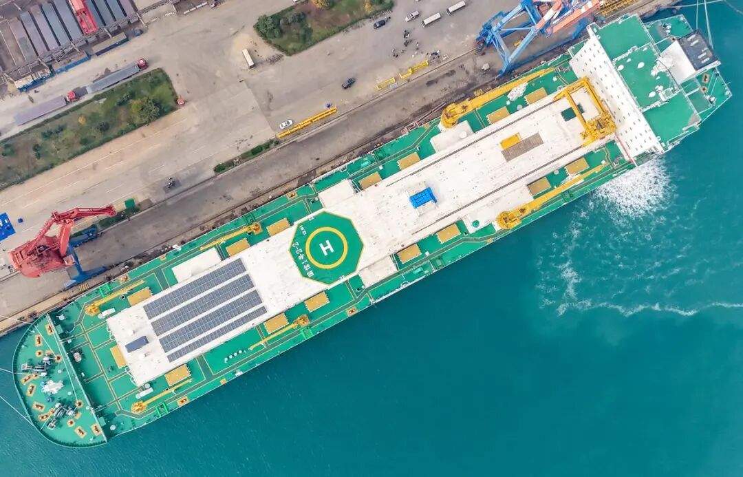 排水量近2个福建舰,这条船有望弥补我国鲑鳟鱼养殖短板