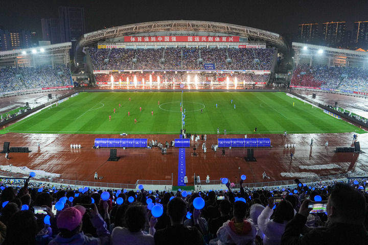 经济大省研究新情况解决新问题一线调研