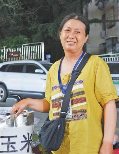 “我不能见死不救”！青岛卖玉米阿姨跳海救落水女子