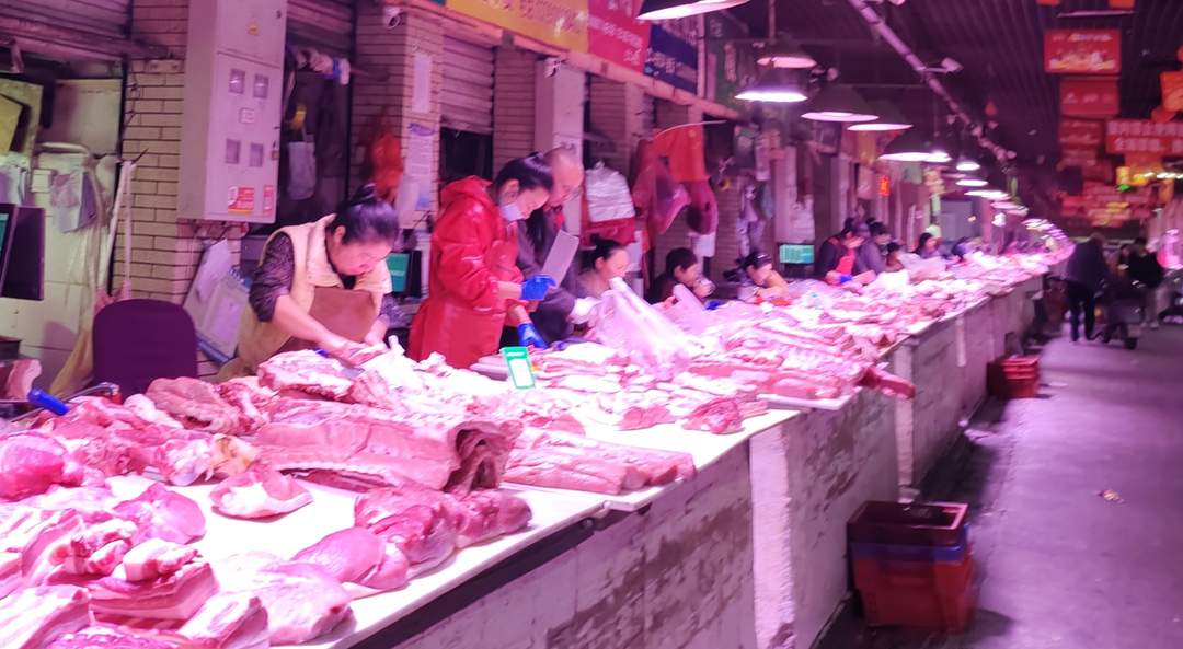 猪肉价格“跳水”？记者走访济南市场：同比降价约两成