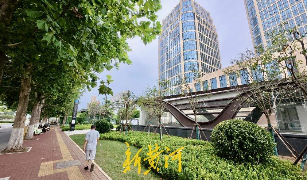 项目强省会｜济南地铁4号线腊山河公园站A出入口基本建成