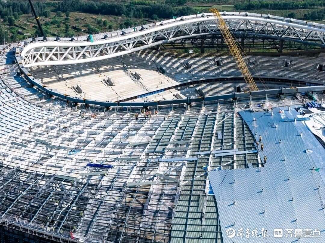 6万座看台吊装完成,济南黄河体育中心足球场突破关键节点