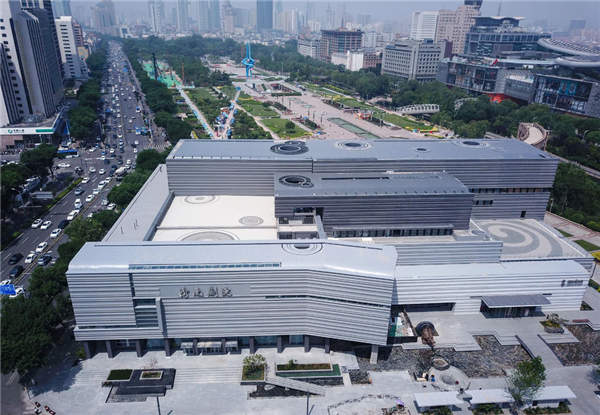 庄重典雅、气势恢弘，济南剧院露真容