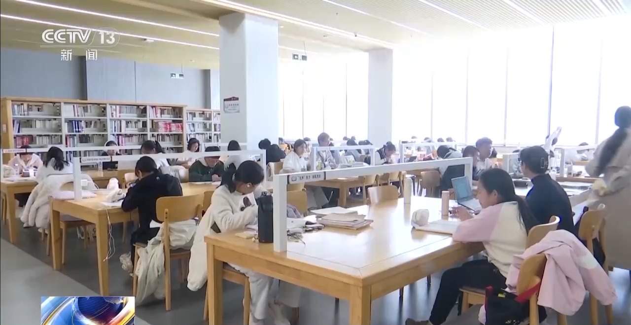 告别单纯翻书 “阅读+”解锁读书新体验