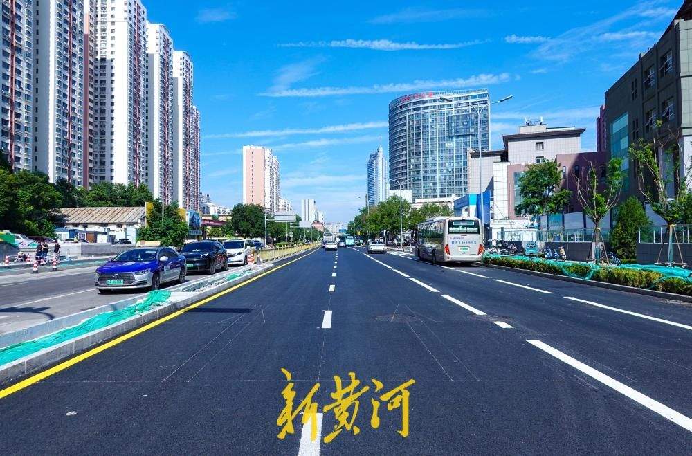 地铁6号线经一纬六站出入口建设初具规模