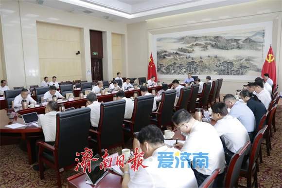 市委常委会召开会议 学习贯彻习近平总书记重要讲话重要指示精神 研究优化营商环境、生态环境保护等事项