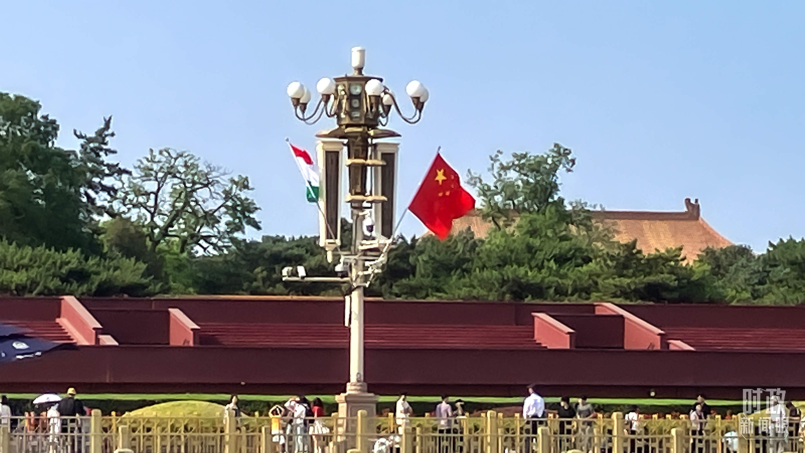 时政新闻眼丨一天三场会晤，习近平同外方领导人谈了什么？