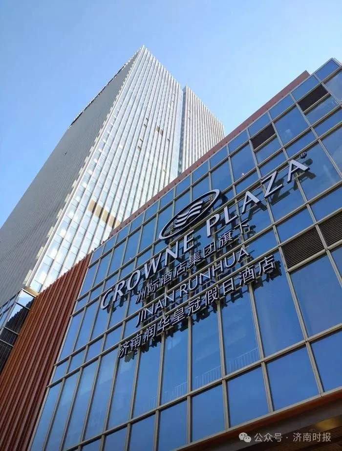 榴莲在济大量上市，部分品种价格跌破“2字头”