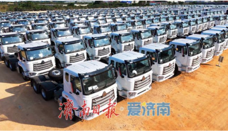 中国重汽斩获三项行业第一 今年前7月累计销售重卡21.87万辆