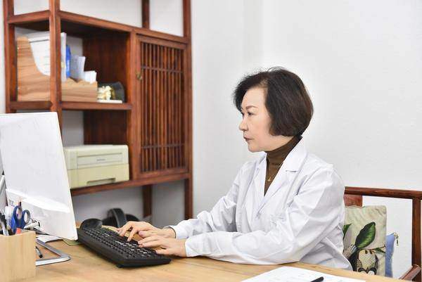 心路仁心驱焦虑,双心济世抚创伤——云太医苏慧敏的双心防治之路