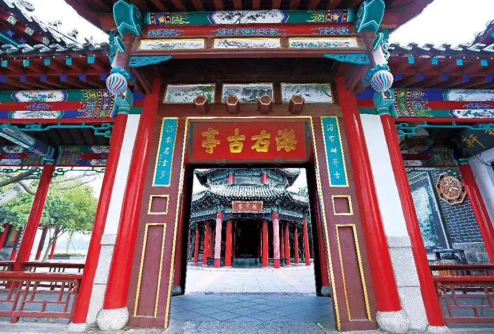 南宋词人辛弃疾：“六边形战士”的多面人生