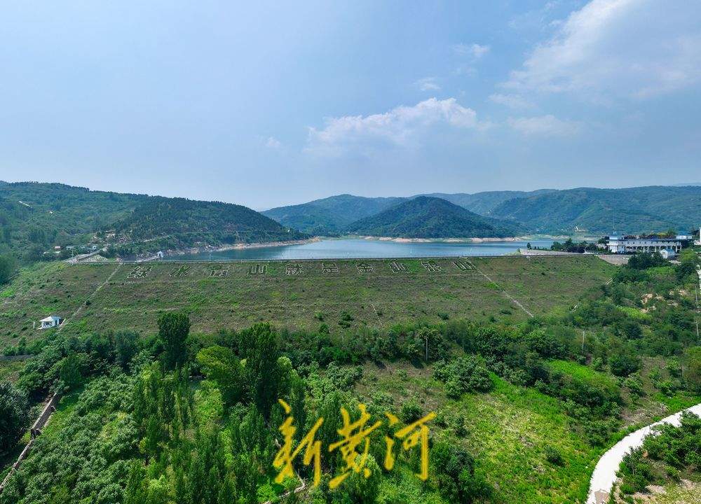 一池碧波映青山！章丘垛庄水库的盛夏生态画卷