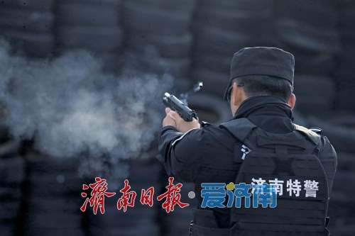 济南公安：数九寒冬至 秣马练兵时