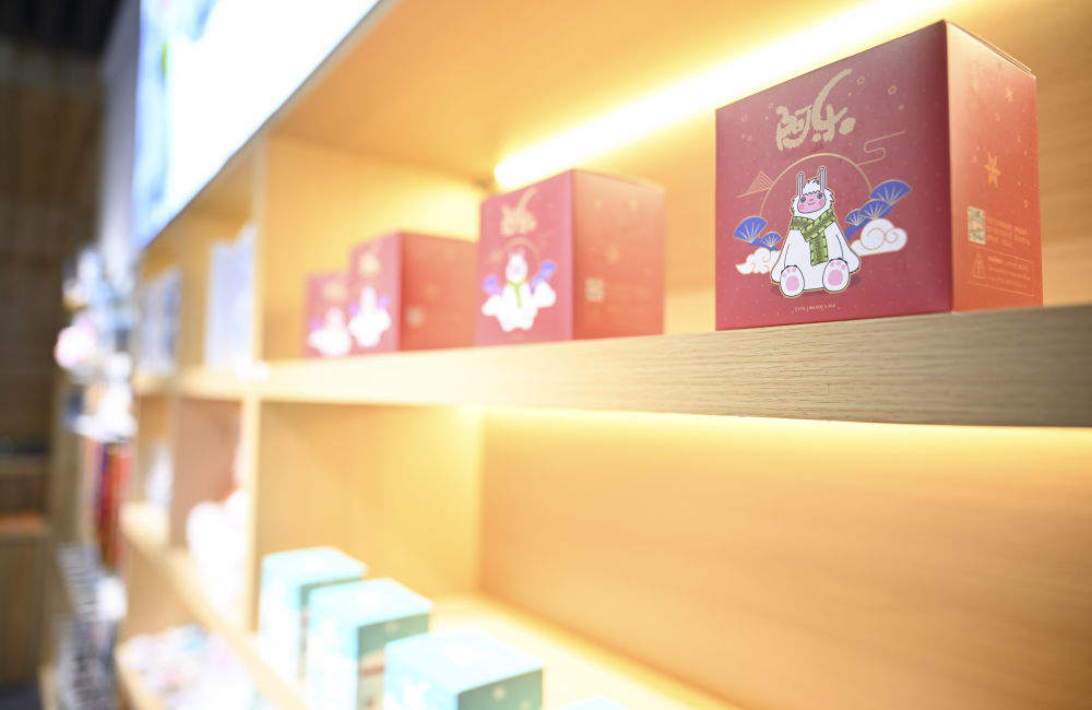 3年冬季旅游收入超百亿,阿勒泰冰雪游为何“热”?