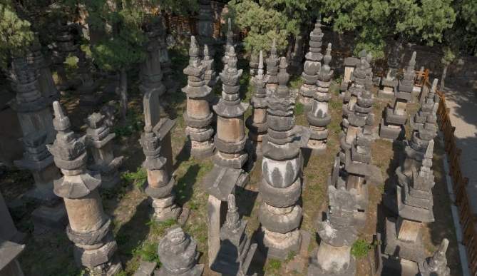 迎接“泼天富贵” 济南灵岩寺官宣：闯过第三章，终生免费游园！