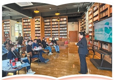 在与书为伴的日子里（人文观察）